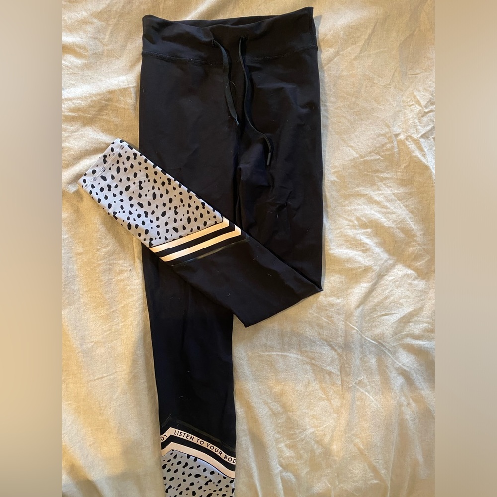 Sarah’s day x white fox leggings size small